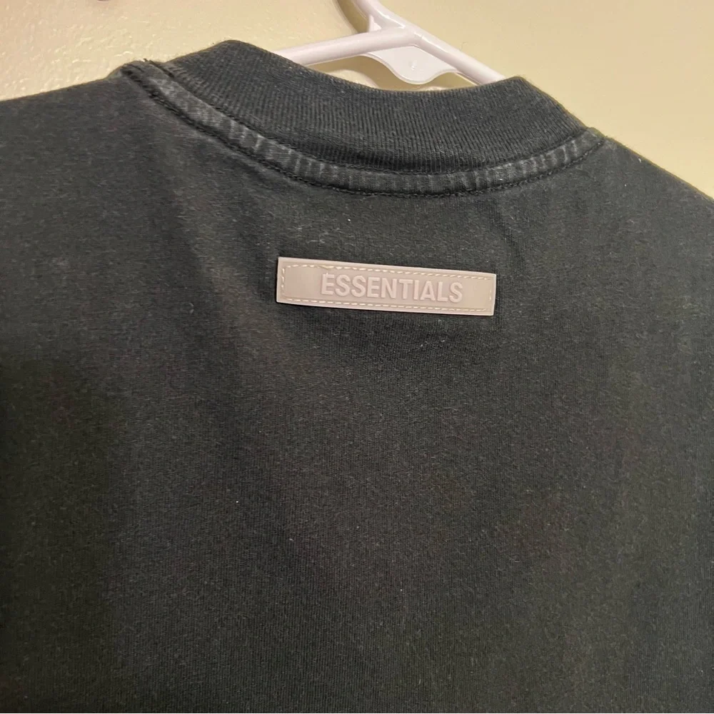 Fear of God Essentials Tee Shirt Kids Sz XS 4/5 Black Grunge T Shirt Boys Girls